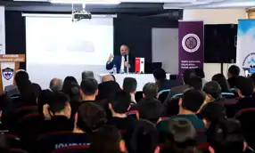 Rektörden Öğrencilere İlham Veren Söyleşi