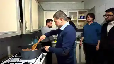 Uçar, Ramazan İftarını Öğrencilerle Açtı