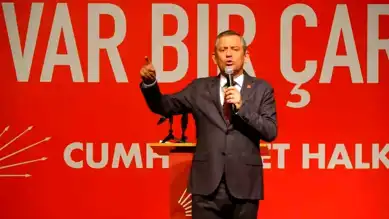 Özgür Özel Erzurum'da Hükümeti Eleştirdi