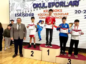 Dadaş Sporcuları Kick Boks'ta Şampiyon!