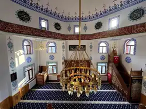 Şenkaya Camii'nde Yolculara İkram