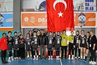 Yerel Hentbol Takımı Heyecan Verici Zafer Kazandı!