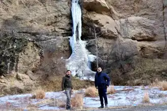 Erzurum Şenkaya'da Buz Tutmuş Şelale