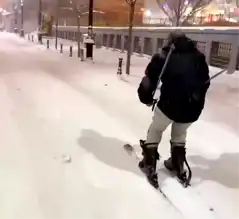 Erzurum'da Kent Merkezi Kayak Pisti Oldu!