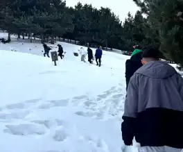 Erzurum Gençleri Doğaya Yem Bıraktı