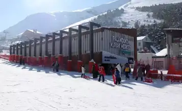 Palandöken'de Kayak Heyecanı Başladı!