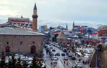 Türkiye Nüfusu 85 Milyonu Geçti, Erzurum'da Azalma!