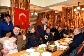 Özdere'den Cağ Kebaplı Vefa Günü Kutlaması