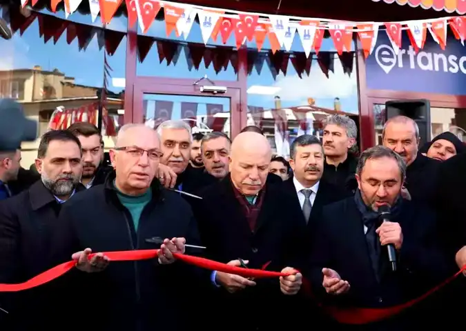 Erzurum'da Yeni Halk Pazarı Açıldı