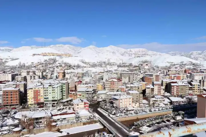 Doğu Anadolu'da Kış Masalı: Kartpostal Gibi Manzara